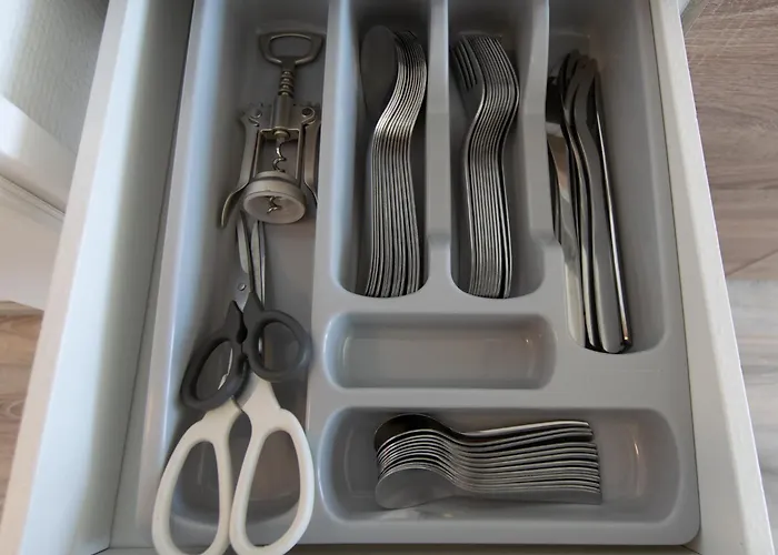 Tolstov - 5 - Balcony - Kitchen - Washing Machine - Next To Cologne Apartamento *