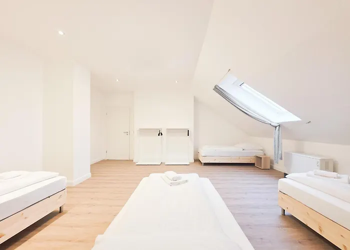 Tolstov - 5 - Balcony - Kitchen - Washing Machine - Next To Cologne * Frechen